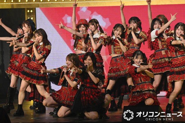 松井珠理奈、「パレオはエメラルド」「大声ダイヤモンド」披露に会場