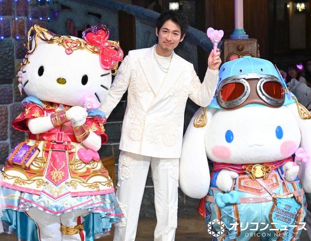 ディーン・フジオカ、ハローキティたちと笑顔でダンス サンリオ