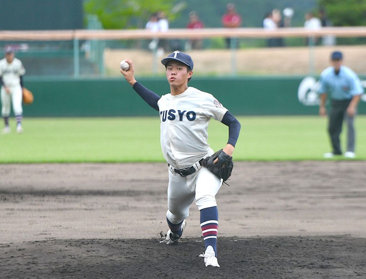 作陽学園 スクイズの1点守り切る 高校野球岡山大会 第5日2回戦