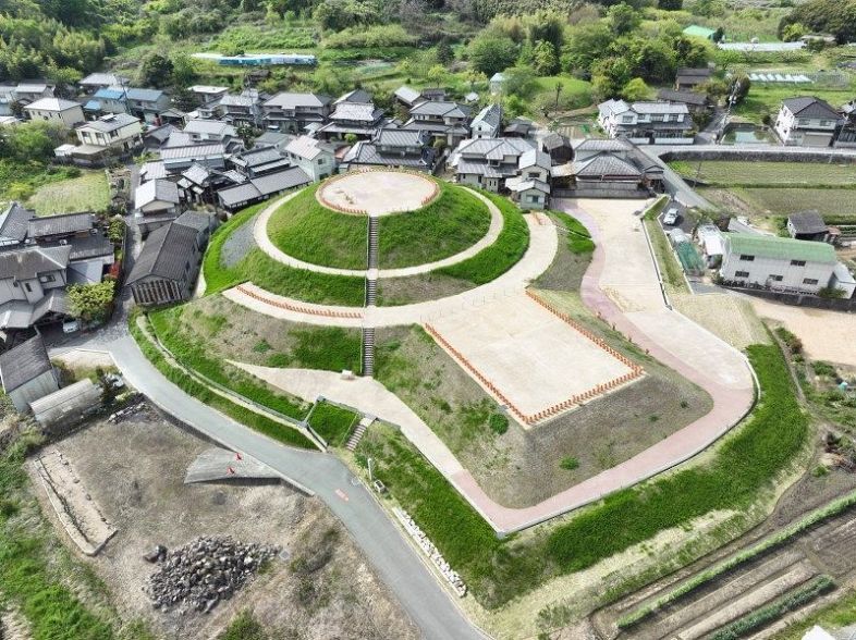 再生した千足古墳 古代吉備の魅力発信を:山陽新聞デジタル 再生した千足古墳 古代吉備の魅力発信を:山陽新聞デジタル