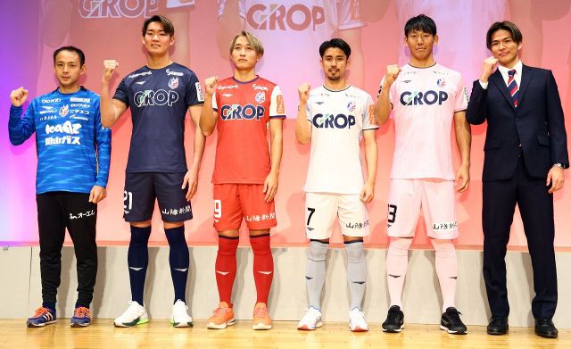 2023フィールドプレイヤー用オーセンティックユニフォーム1st 再