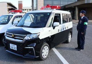 パトロール時 赤色灯ゆっくり発光　県警パト搭載、聴覚障害者に配慮