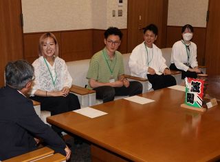 ２０代以下対象の議会モニター制度　笠岡市議会が初導入