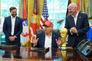【トランプ政権下のサッカーＷ杯】米国第一、商業化に反感　「戦時下」の実績づくり