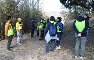 和気町石生地区発着 ウオーク満喫　７５人が歴史探訪