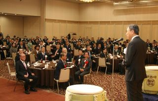 岡山経済同友会の新年祝賀互礼会　地域経済発展に向け決意新た