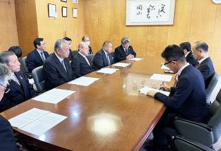 中小企業 小規模事業者支援強化を　岡山会議所と４商工会 市に要望書