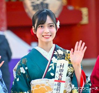 ブルーロック』実写映画、剣城斬鉄役は樋口幸平 メガネ姿のビジュアル
