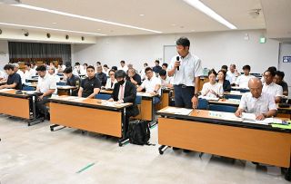 近畿インターハイ「入賞６０」目標 岡山県選手団、監督会議で健闘誓う