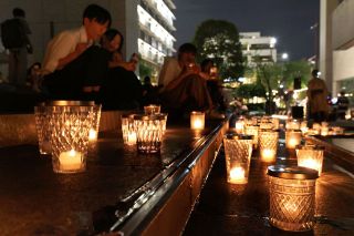 七夕夜に消灯 キャンドルで幻想空間　さん太広場でライトダウン 節電啓発