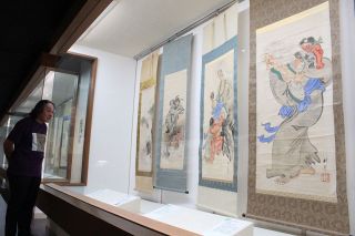 総社出身・日本画家 矢吹璋雲　没後１００年展 掛け軸中心６０点