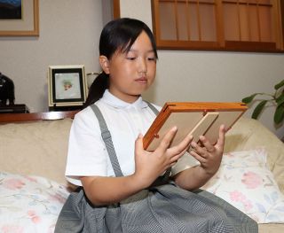 戦没者のひ孫・渡邊さん（岡山・御南小４年）「戦争は絶対駄目」　１５日の全国戦悼式参列　岡山県最年少