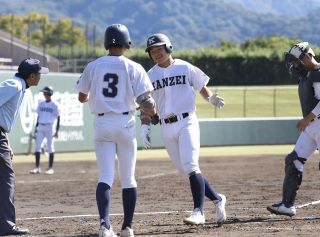 関西勝負強く８強 秋の中国高校野球開幕
