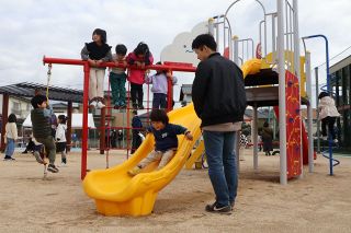 倉敷 古水江ふれあい公園開園　かまどベンチ備え避難場所も