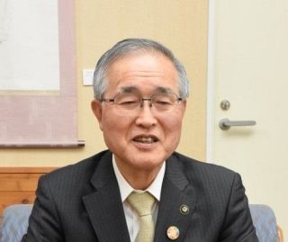 新首長インタビュー・太田昇真庭市長（７３）　生き生き活躍できる市へ