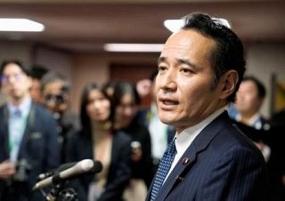 簗農相、辞任を改めて否定　国交省へ照会内容「覚えてない」