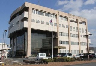備品を無断売却 会社役員ら４人逮捕　代金を横領、容疑で岡山南署