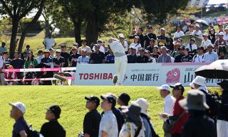 ６８人が決勝ラウンドへ 高木が首位守る 山陽新聞レディース杯ゴルフ第２日