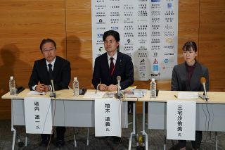 倉敷で公開討論 物価高や生活支援　衆院岡山４区立候補予定３氏 