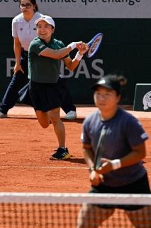 青山組が準々決勝進出　全仏テニス第９日