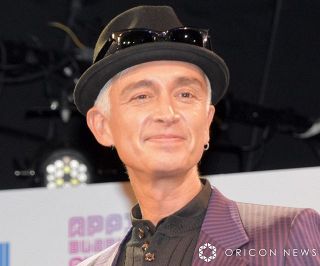 “健康生活研究家”マーク・パンサー、“水を吸わなくなったバスタオル”の原因について解説「そうなんですね!!」「今日からやめます」