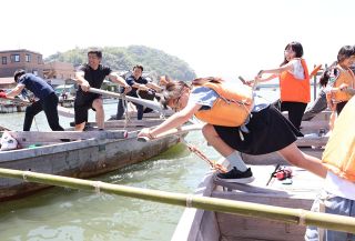 和船のデッドヒート観戦を　３１日、笠岡・金浦湾で「おしぐらんご」