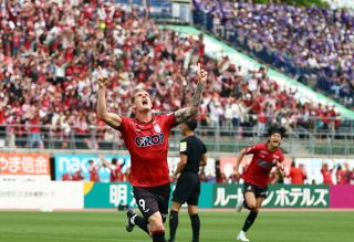 ファジアーノ今季初３連勝 広島との「中国ダービー」制す ホームのファン酔いしれる