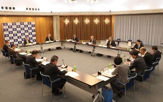 重点支援テーマ選定急ぐ方針　成長プランの有識者会議初会合、岡山県