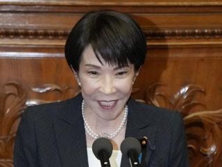 高市氏「私は土俵に上がらない」、女人禁制の伝統か男女平等か　歴代首相は自ら優勝力士を表彰、反発する女性政治家も