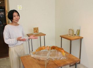 ガラスと銀で「光」表現　玉野で森さん個展オブジェなど40点