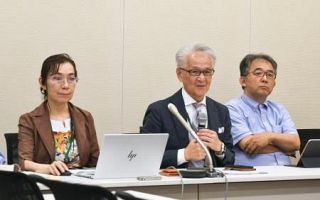 憲法学者、国旗損壊罪で抗議声明　「民主主義の原理に傷」