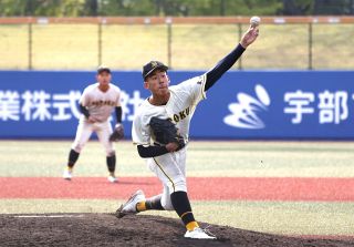 崇徳が３３年ぶりＶ 秋の中国高校野球 決勝で高川学園を５―０で下す