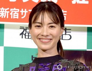 “セーラー戦士”安座間美優、母との“顔出し”2ショットに反響「お母さま美人さん」「めちゃ似ててビックリ！」