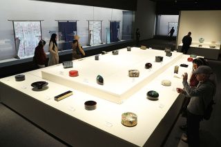 烏城彫100年の伝統を感じて 9日から天満屋岡山店で記念展：山陽