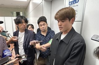 サッカーＷ杯代表、佐野海舟（津山出身）が帰国 「覚悟を持って戦う」と決意