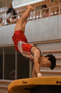 体操男子個人総合、上近（関西）初の頂点 岡山県高校総体