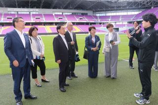 ファジ新スタジアム調査　県議会特別委がＪ１京都のホーム視察