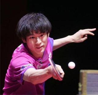 戸上隼輔が日本人対決制す　世界卓球、張本智和に４―１