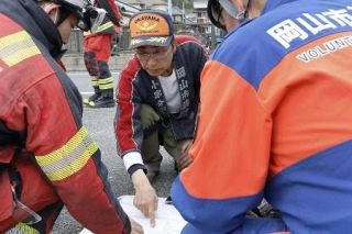 農作業から覚悟の出動、風にあおられる赤い炎「今夜は帰れん」　「地域を守る代わりいない」消防団員が見た岡山市の山林火災現場