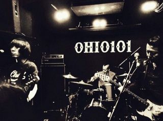 元THE HIGH-LOWSのベーシスト・調先人、心筋梗塞から回復へ　現バンド・OHIO101が現状報告「意識も戻りリハビリ中」