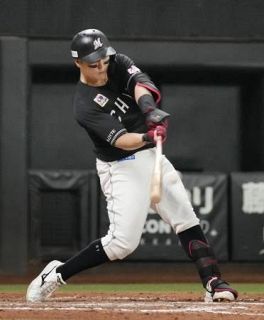 日６―７ロ（１５日）　山口が勝ち越しソロ