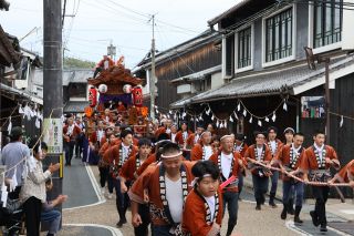 「津山まつり」大隅神社皮切りに開幕　だんじり勇壮に練る