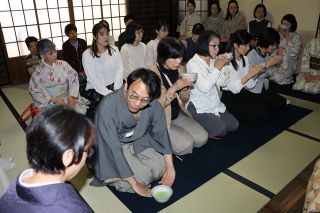良寛しのび一服 名僧に思いはせる　円通寺で良寛茶会 倉敷・玉島