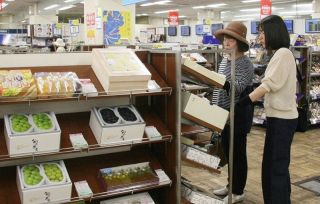 中元ギフト売り場相次ぎ開設　岡山県内百貨店 特別感で売り込み