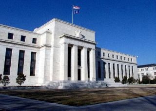 【ＦＯＭＣ】「リスク上昇」と警鐘も　金融政策身動き取れず