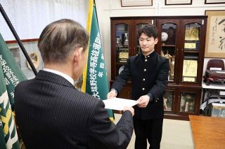 倉敷工高 硬式野球部に県わかば賞　交差点で毎朝見守り 秋祭り協力も