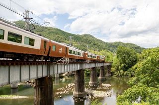 伯備線木野山・方谷間　高梁川を渡る４本の鉄橋