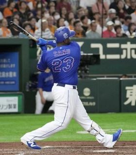 巨１―５中（１８日）　中日、サノーと細川が一発
