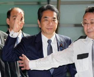 首相、コメ発言で江藤農相を更迭　政権に打撃、後任は小泉進次郎氏