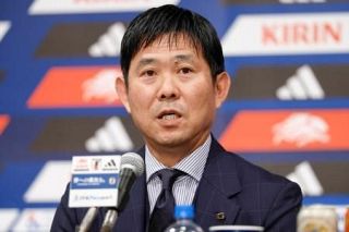 森保監督「ベスト尽くす」　異例の短期間で続投